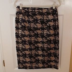 Straight knit skirt